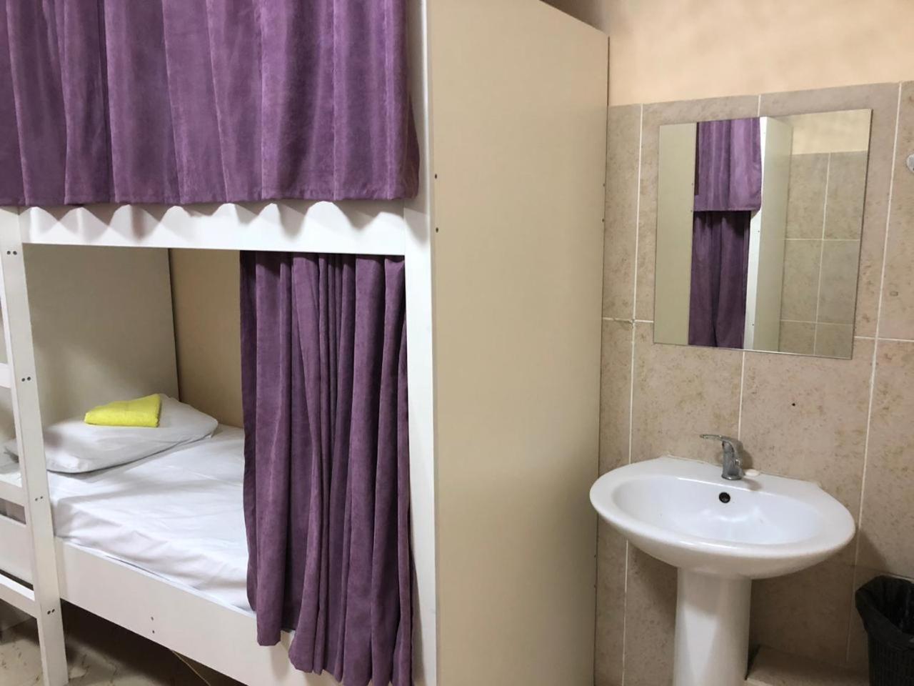 Elite Hostel Astana Eksteriør billede